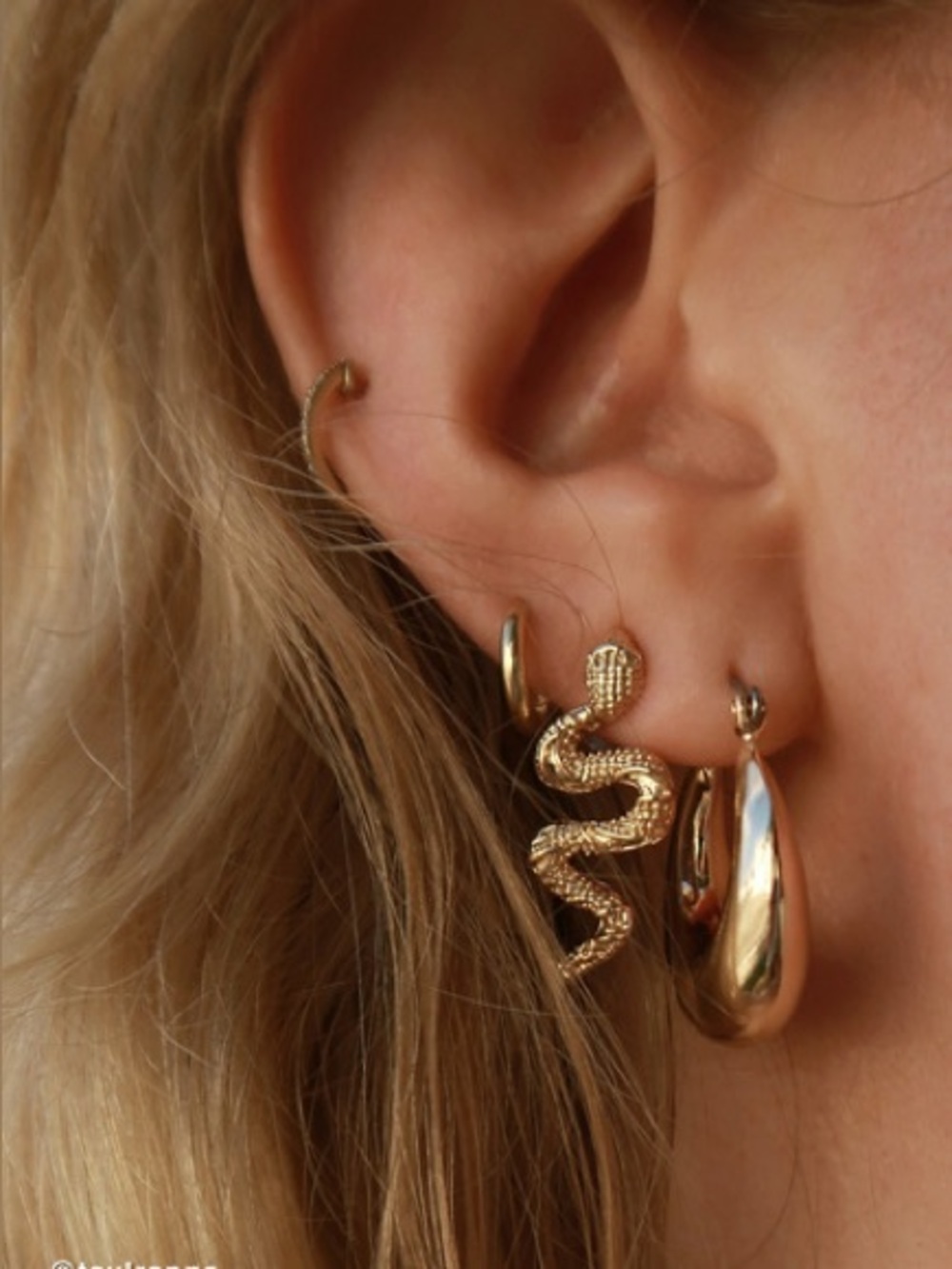 Urban Outfitters Mini Snake Post Earring Set Gold One Size